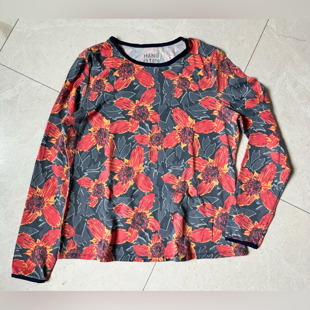 - HANG TEN RASHGUARD